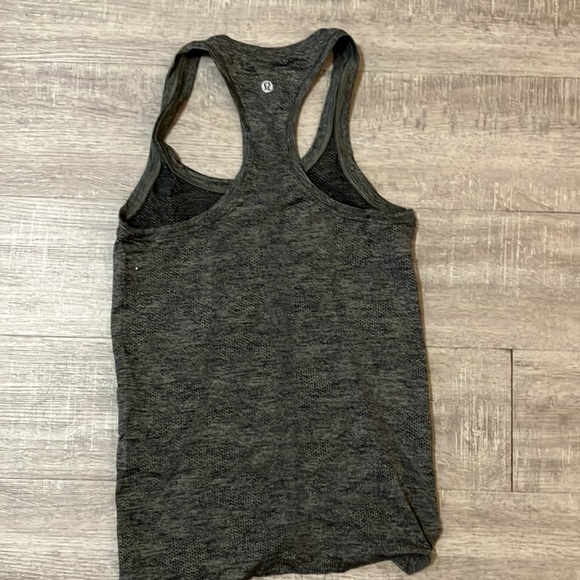 Lululemon swiftly tech tank top - Picture 2 of 2